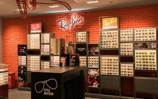 小型眼镜店装修效果图 为眼镜店设计提供新思路